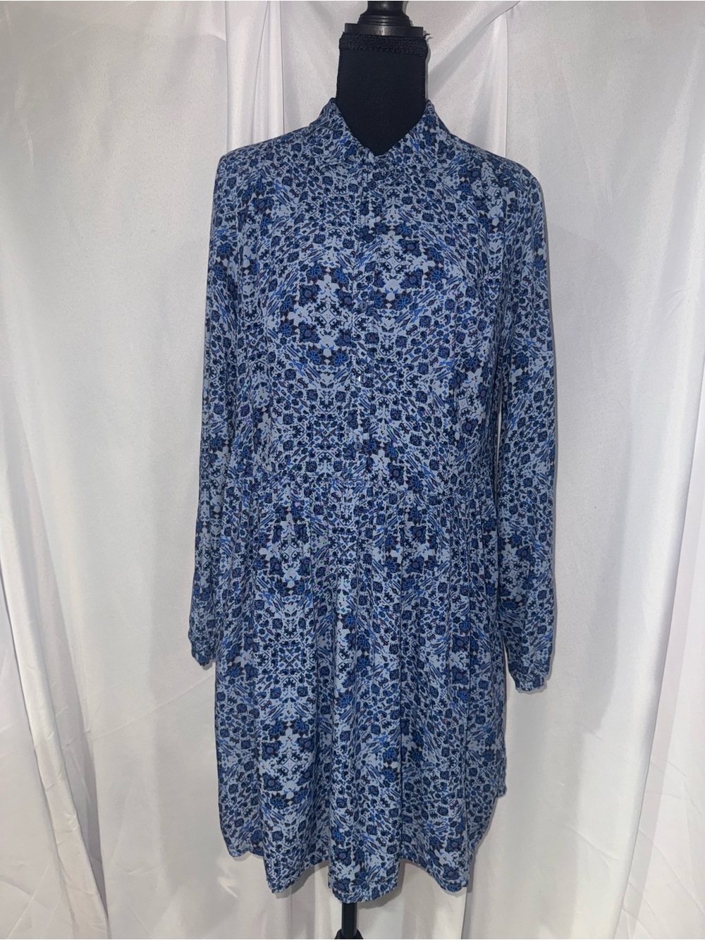 Lila Rose Navy and Light Blue Floral Long-Sleeve Dress